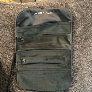 New without tags David yurman green velvet jewelry roll